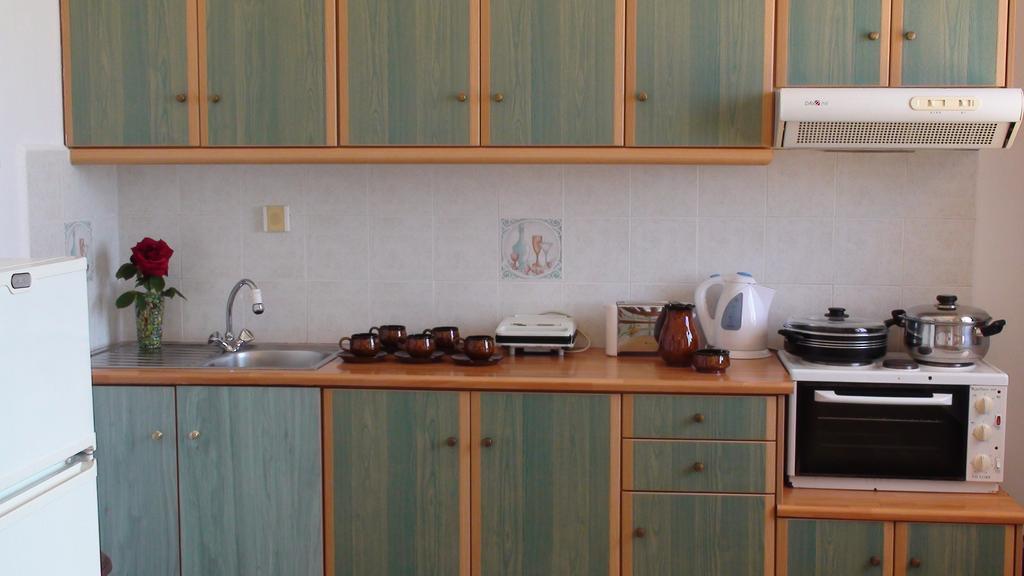 Constantinos Apartments Ласси Номер фото